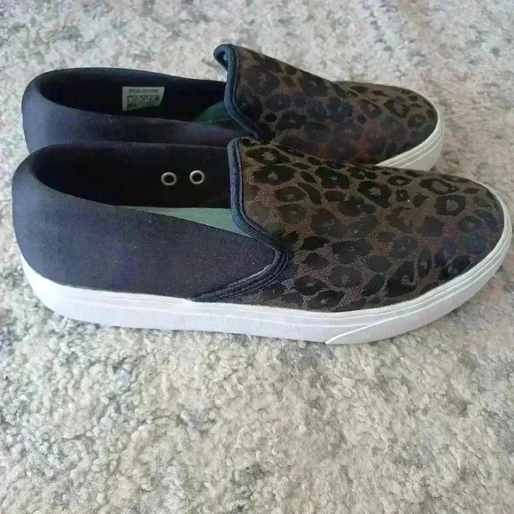 Reebok Memory Tech 365 Women's Leapord Print Slip On Shoe 9 - Picture 3 of 13